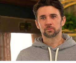 Can I be your besties for this Esther weekend