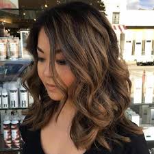Mid level hair cuts for round faces. 40 Stunning Medium Hairstyles For Round Faces