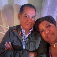 Chistes, bromas y más added a new...