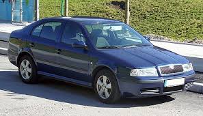 It is the successor of the škoda felicia, which was discontinued in 2001. Primera Generacion Del Skoda Octavia Skoda Skoda Octavia Octavia