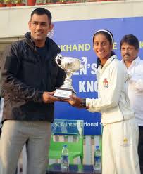 images?q=tbn:ANd9GcTW6dRklFfw-4tmGIpPi1t