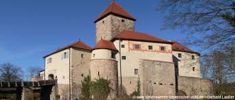 Doch das passende traumschloss zu finden ist nicht immer leicht. Besichtigung Wernberg Burg Restaurant Adresse Fur Hochzeit In Der Oberpfalz Bei Koblitz