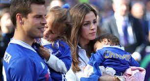 28 ağustos 1989, pamplona, navarre), i̇ngiltere'nin chelsea takımında oynayan i̇spanyol futbolcudur. Cesar Azpilicueta Bio Salary Net Worth Height Who Is His Wife Adriana Guerendiain 5 Facts