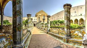Basilica di santa chiara is open: Eine Nacht Im Kloster Von Santa Chiara In Neapel Fuhrungen Und Verkostungen Napolike It