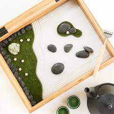 Mini Zen Garden Find A Quiet Space Brew Up Some Tea And Rake Away Zen Garden Diy Miniature Zen Garden Mini Zen Garden