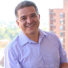 Carlos Bayer (@Bayercarlos)