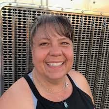 Dawn Nowlin's Instagram, Twitter & Facebook