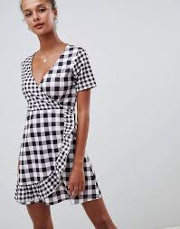 Asos Black And White Gingham Dress 19 Wrap Dresses To Wear With Your White Sneakers Fashion Summer Dress Outfits Latest Fashion Clothes