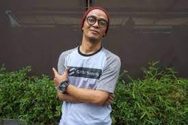 Sindang laya, bandung jawa barat 40195. Evie Effendi Yang Radikal Berarti Tidak Beragama