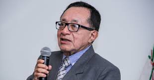 Profesor USAT presenta artículos en nuevo libro