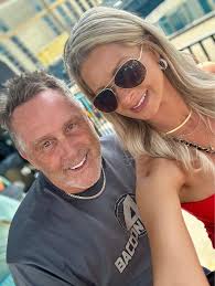 Sophie's Cork & Ale is where I'll be going for lunch today. If you guys  didn't know, a local food influencer went there with no prior agreement,  ran up a $260 bill,