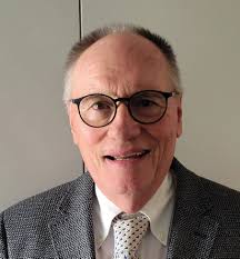 Flyer P.Max Metzger 4Spalten.indd