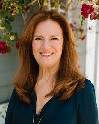 Heather Pinnix's Instagram, Twitter & Facebook