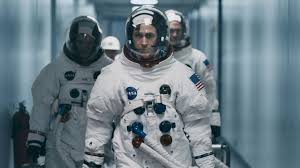 Puteti de asemenea sa va abonati fara a comenta. Filmul First Man IÈ›i AratÄƒ De Ce Nu Mai Trimitem Oameni Pe LunÄƒ