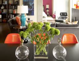 To communicate or ask something with the place. Tewes Design