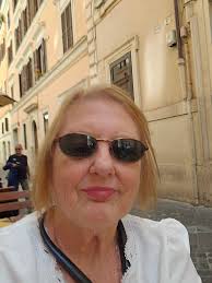 Beautiful Janice and Awesome Anitra from April of 75'! Boy ill tell you  they sure dressed a lot different back in those days but they're still hot  Stuff!😎😁🤗❤