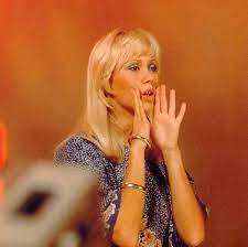 Pin En Musicos E Cantores