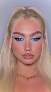 Transforming into a Catfish with Makeup