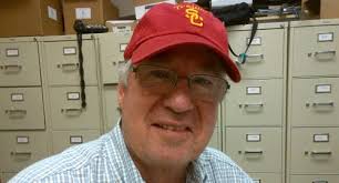 T.J. Simers, former LA Times sports columnist, dies at 73