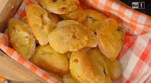 La Ricetta Dei Calzoncelli Ripieni Di Anna Moroni Ultime Notizie Flash Ricette Idee Alimentari Spuntini