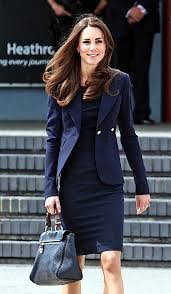 The design comes in an impressive 18. The Many Bags Of Kate Middleton Purseblog