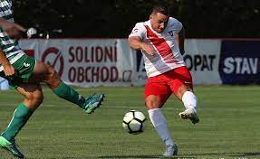 Petr janda cek cumhuriyeti'den eski futbolcu merkez orta saha son kulüp: Preborova Tipovacka Jak Vidi 8 Kolo Petr Janda Z Treboradic Prazsky Fotbalovy Svaz