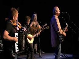 Released september 16, 2012 ℗ 2012 mark ferrari. Mark Knopfler Emmylou Harris Done With Bonaparte Emmylou Harris Mark Knopfler Popular Music