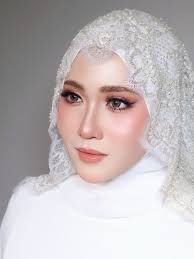 By muataniazara . Serius mmg berdebar mekap bride ni sb dia cantik sgt. Dan  bride kakak kali ni kanvas terkenal jadi ramai mua dh mekap dia dan semua  nya jadi cantik. ☺️☺️😍.