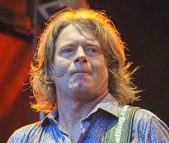 Kultur-Neustart im Bahnhof Püttlingen mit Thomas Blug: „Rockanarchie“