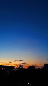 Lukisan pemandangan senja diatas adalah sebuah apresiasi sempurna untuk arti hidup yang bisa kita petik ketika merenung saat senja. Senja Langit Sunset Fotografi Alam Pemandangan Latar Belakang