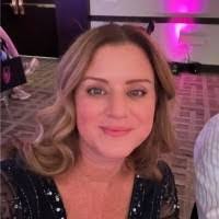 Iris Stein's Instagram, Twitter & Facebook