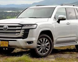 سيارة تويوتا لاند كروزر