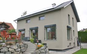 In gefragter lage von kempten befindet sich dieses sehr gepflegte und sanierte mehrfamilienhaus. Passivhaus Durach Bei Kempten Im Allgau