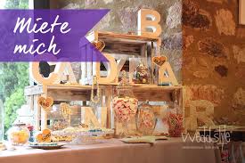 Candy Bar Im Vitnage Stil Mit Grossen Buchstaben Http Www Weddstyle De Hochzeit Candybar Mieten Html Weddstyle Candy Bar Hochzeit Hochzeit Gunstig Hochzeit