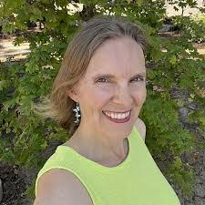 Ashley Katz's Instagram, Twitter & Facebook