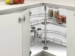 Los hay de muchos tipos y tamaños, pero el de la imagen dispone de un diseño y unos materiales excepcionales. Accesorios Reus Disseny Cuina Diseno De Cocina En Reus Y Tarragona Muebles De Cocina En Reus Y Tarragona Disenos De Bano En Reus Y Tarragona