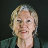 Gail Hammer's Instagram, Twitter & Facebook