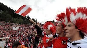 Sinn war es, die beste fußballmannschaft europas zu ermitteln. Em 2008 Brachte Innsbruck Millionen Minus Fussball