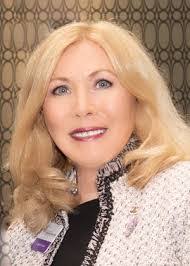 Iris Cantor's Instagram, Twitter & Facebook