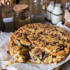 Bei dir kenn' ich mich nicht aus. Sonntags Notfallkuchen Der Chocolate Chip Cake Braucht Nur 3 Zutaten Brigitte De