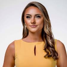 Amy Wink's Instagram, Twitter & Facebook