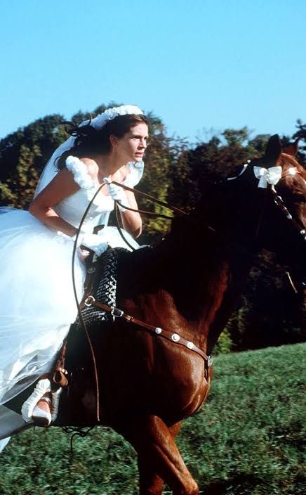 Review: Runaway Bride (1999) ** - Egregious