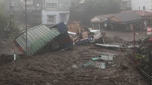 It is bordered on the west by the sea of japan, and extends from the sea of okhotsk in the north toward the east china. Hpjozlt2kria8m