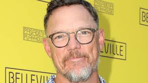 Why Dean From Good Girls Looks So Familiar