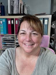 Hi! I'm Amy. I love scrapbooking! I started around 1994. Love catching up 