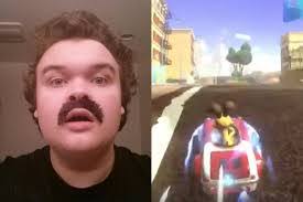 Andrew Patton's Instagram, Twitter & Facebook