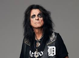 Stream tracks and playlists from alice cooper on your desktop or mobile device. Alice Cooper You Could Cut Off Your Arm And Eat It On Stage Now The Audience Is Shock Proof The Independent