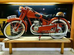 We are a trio of riders who have been in the motorcycle business for more than 40 years combined. Pin On Paisajes Todo Mezclado