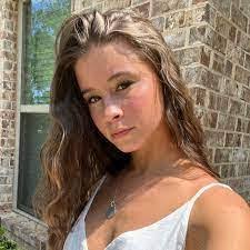 Regina Grundy's Instagram, Twitter & Facebook