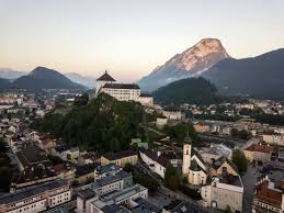 From wikimedia commons, the free media repository. Ein Tag In Kufstein In Tirol Sehenswurdigkeiten